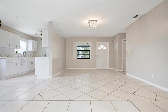 6528 SW 26th St, Miramar FL 33023 - Miramar, FL - Photo 6