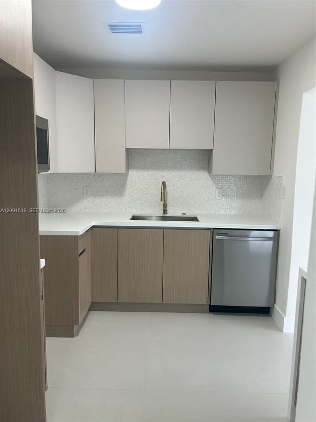 9230 SW 41st St, Miami FL 33165 - Miami, FL - Photo 3