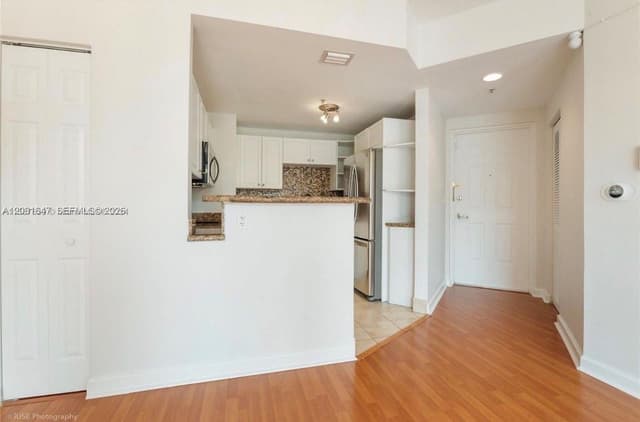 357 Almeria Ave # 606, Coral Gables FL 33134 - Coral Gables, FL - Photo 7