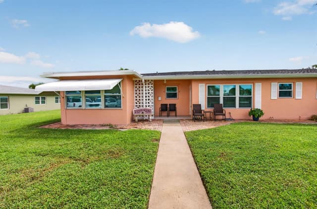 190 N HIGH POINT Boulevard # A, Boynton Beach FL 33435 - Boynton Beach, FL - Photo 2
