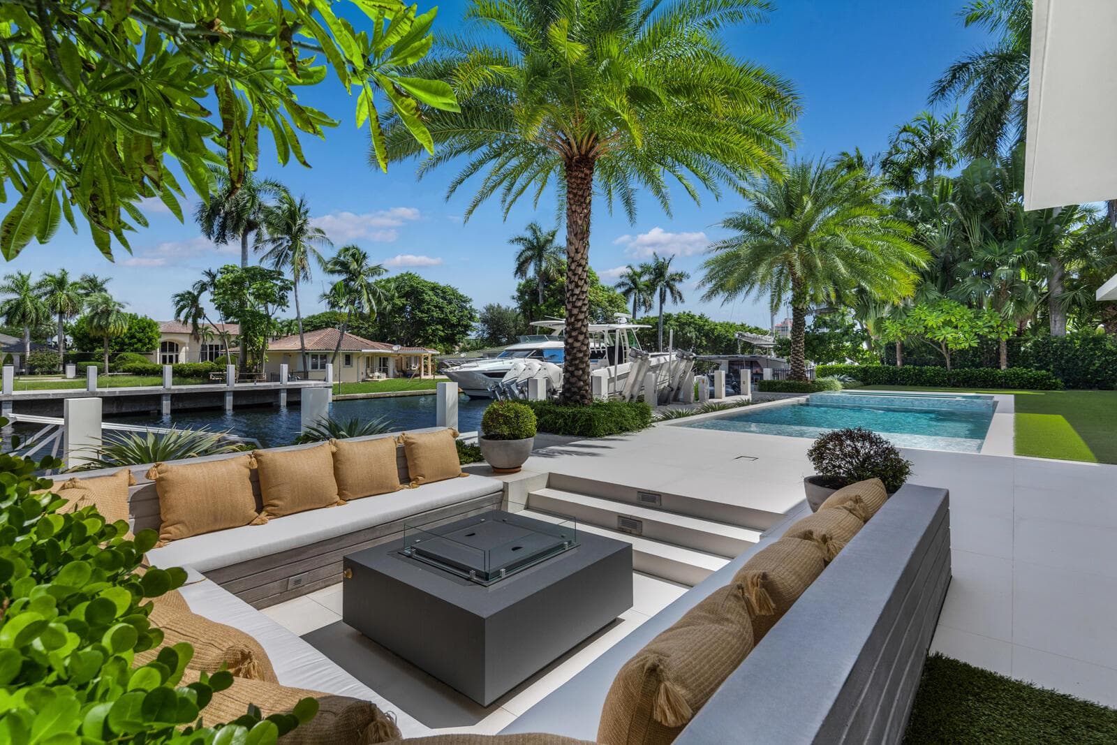 2423 Castilla Isle, Fort Lauderdale FL 33301 - Fort Lauderdale, FL - Photo 1