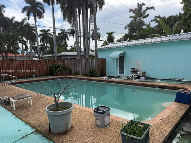 1146 Polk St, Hollywood FL 33019 - Hollywood, FL - Photo 7