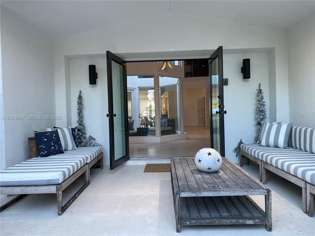 1028 88th St, Surfside FL 33154 - Surfside, FL - Photo 2