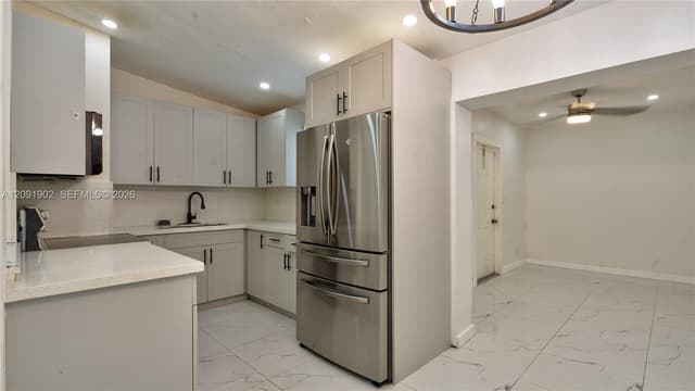 4250 SW 39th St, West Park FL 33023 - West Park, FL - Photo 3