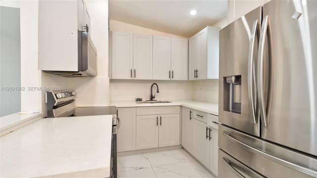 4250 SW 39th St, West Park FL 33023 - West Park, FL - Photo 4