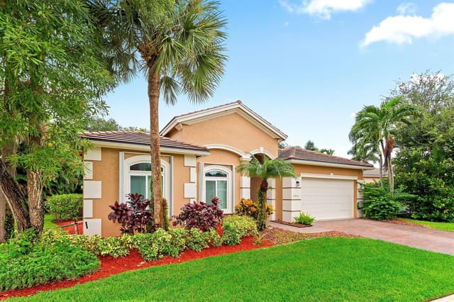 6856 HOULTON Circle, Lake Worth FL 33467 - Lake Worth, FL - Photo 3