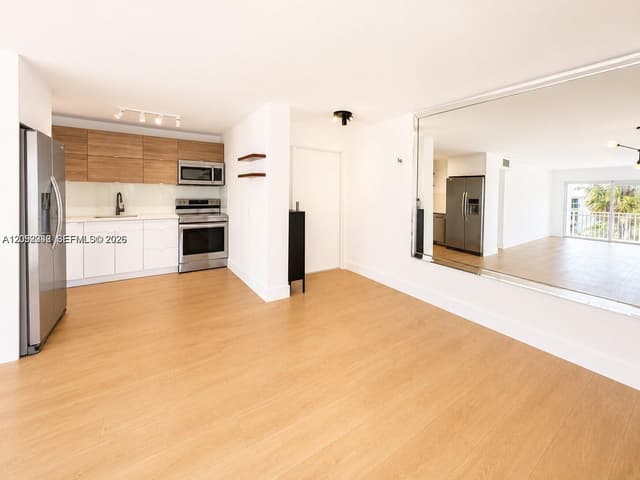 1631 NE 114th St # 307, Miami FL 33181 - Miami, FL - Photo 7