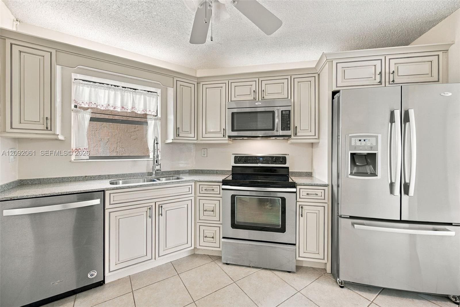 6555 W Broward Blvd # 309, Plantation FL 33317 - Plantation, FL - Photo 1
