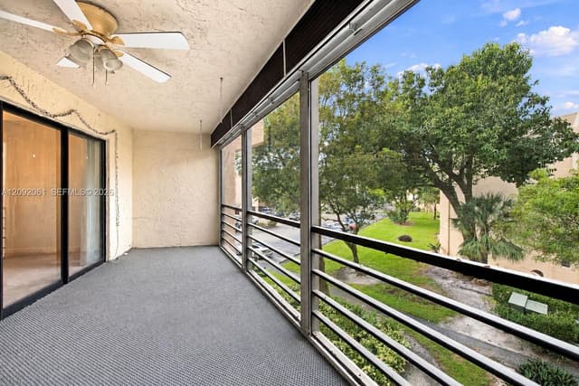 6555 W Broward Blvd # 309, Plantation FL 33317 - Plantation, FL - Photo 4