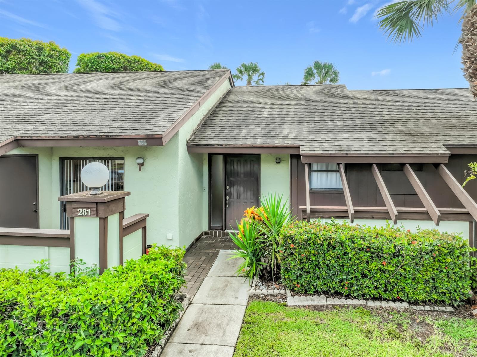281 AMBER Court, Royal Palm Beach FL 33411 - Royal Palm Beach, FL - Photo 1