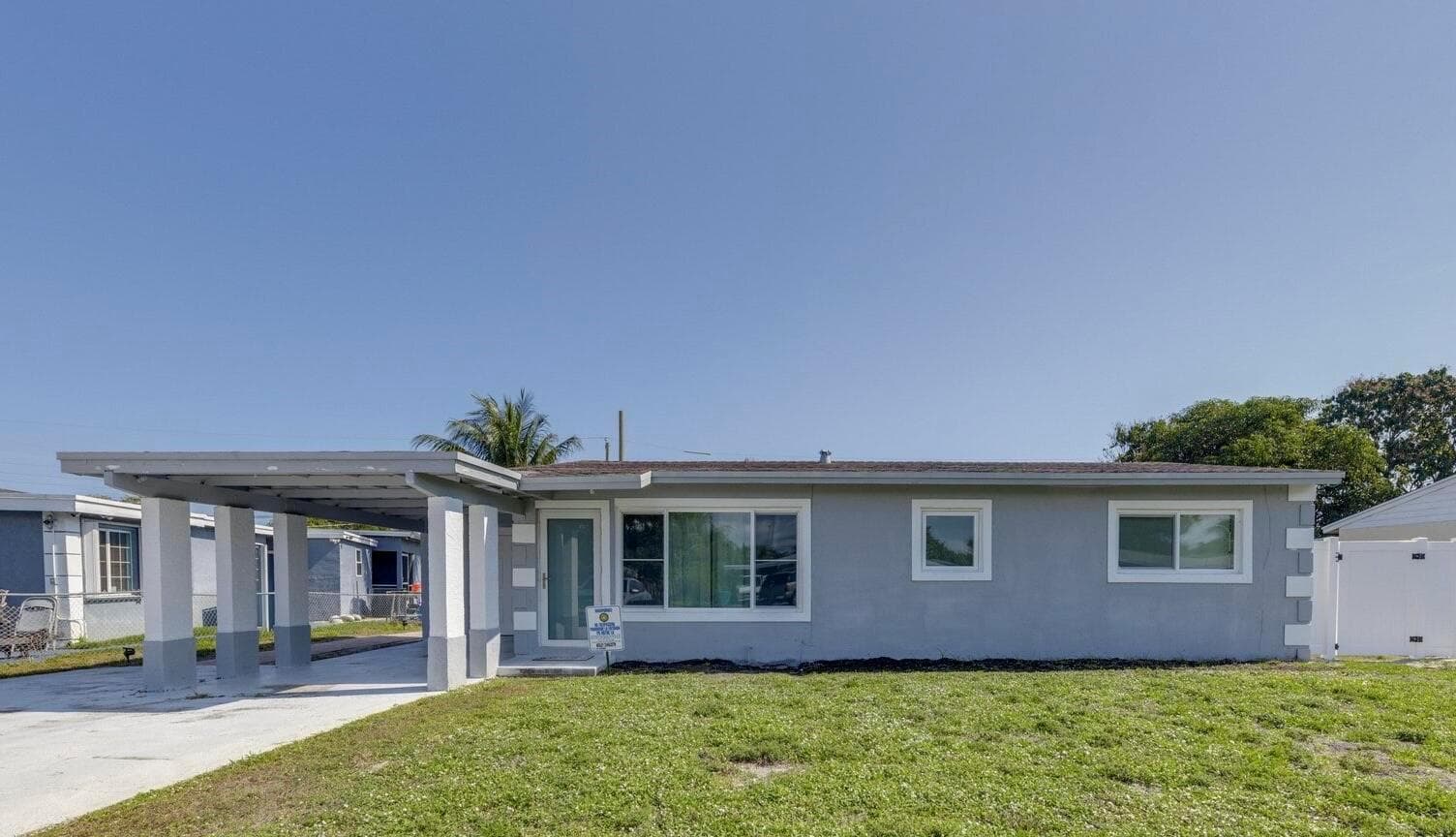 1526 NE 1ST Court, Boynton Beach FL 33435 - Boynton Beach, FL - Photo 1