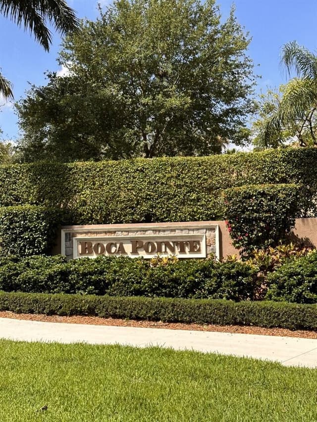 6758 VIA REGINA, Boca Raton FL 33433 - Boca Raton, FL - Photo 2