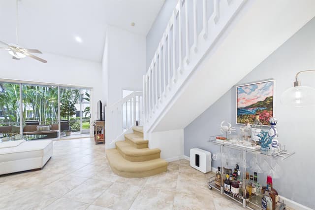 412 Coral Cove Drive, North Palm Beach FL 33408 - North Palm Beach, FL - Photo 5