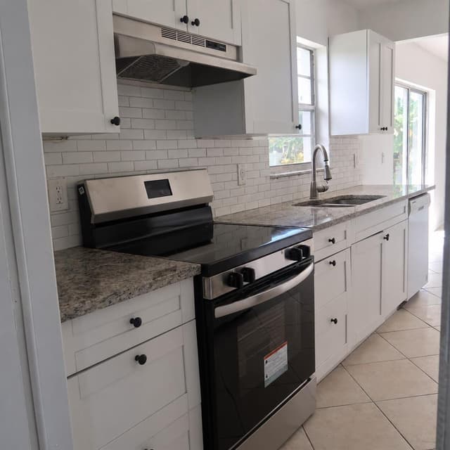 9052 MELODY Road, Lake Worth FL 33467 - Lake Worth, FL - Photo 3