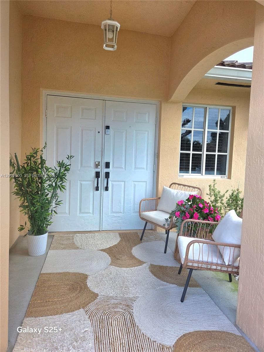 21524 SW 89th Path, Cutler Bay FL 33189 - Cutler Bay, FL - Photo 1