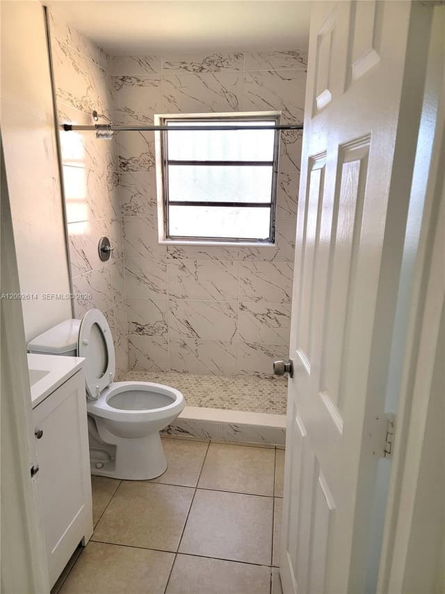 1388 NW 55 St, Miami FL 33142 - Miami, FL - Photo 6