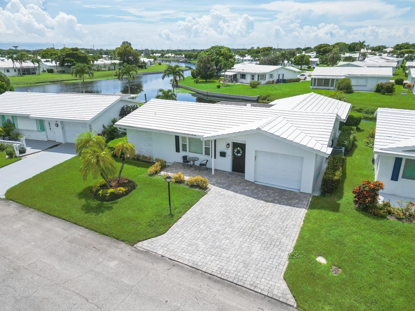 118 SW 15TH Court, Boynton Beach FL 33426