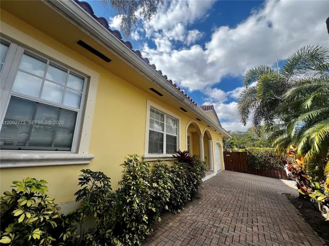 2301 SW 22nd Ave, Miami FL 33145 - Miami, FL - Photo 3