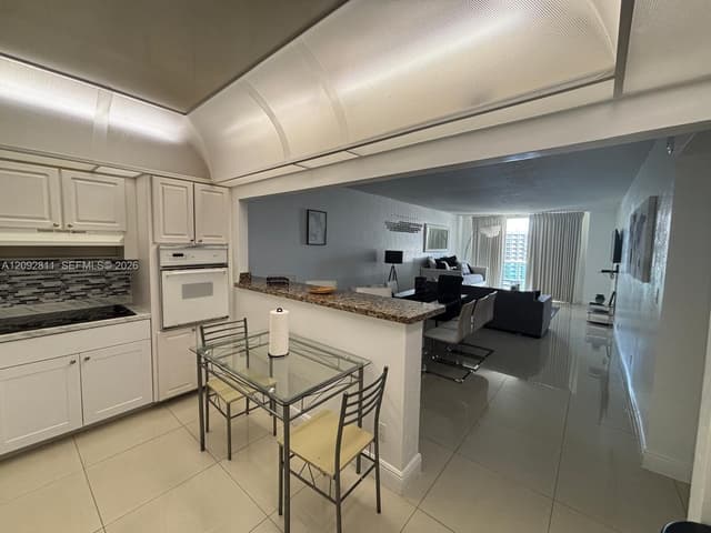 19370 Collins Ave # 1021, Sunny Isles Beach FL 33160 - Sunny Isles Beach, FL - Photo 7
