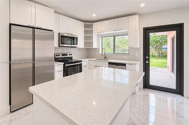 835 NW 126th St, North Miami FL 33168 - North Miami, FL - Photo 4