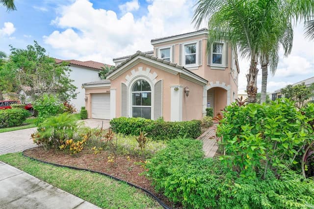 9640 Phipps Ln, Wellington FL 33414 - Wellington, FL - Photo 2
