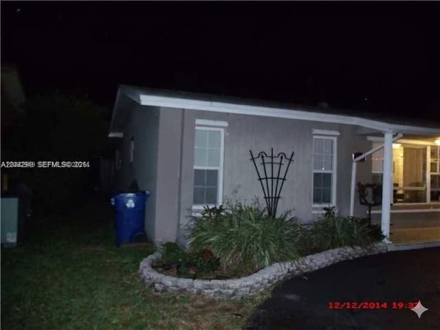 9470 NW 24th ST, Sunrise FL 33322 - Sunrise, FL - Photo 4