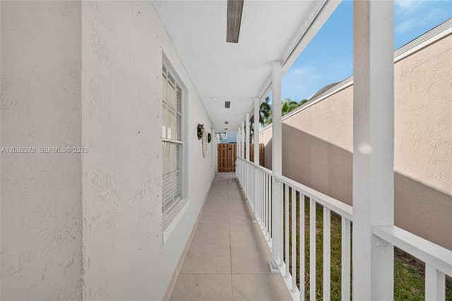 10024 SW 222nd St, Cutler Bay FL 33190 - Cutler Bay, FL - Photo 7