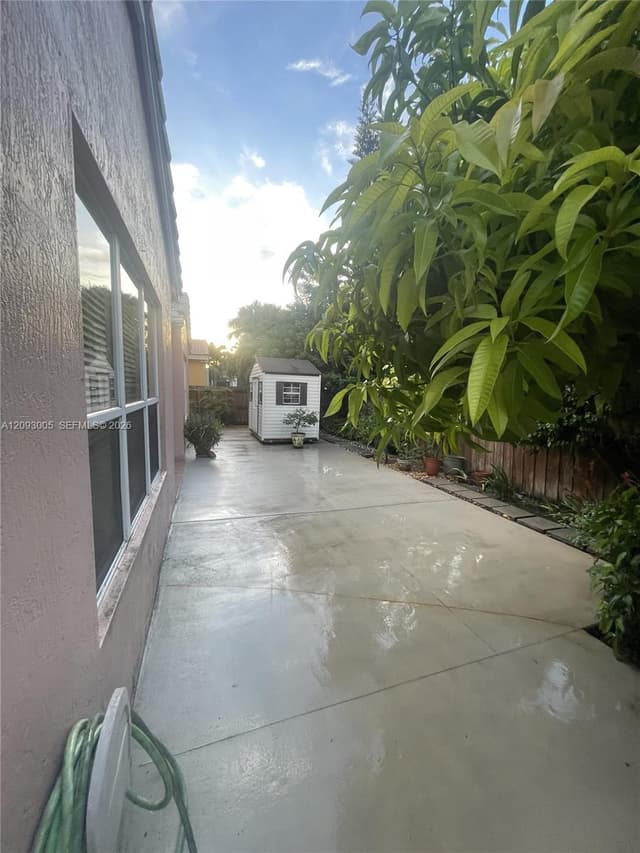 16125 SW 62nd Ter, Miami FL 33193 - Miami, FL - Photo 2