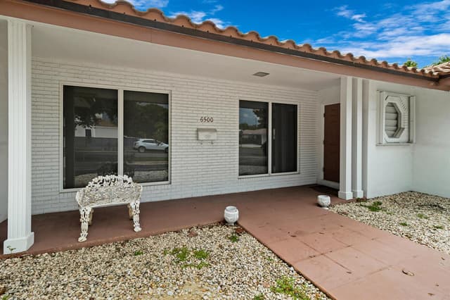 6500 NE 21ST Drive, Fort Lauderdale FL 33308 - Fort Lauderdale, FL - Photo 2