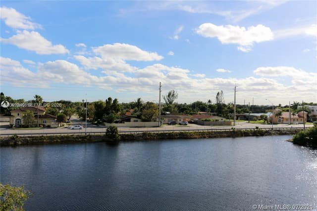 1325 W 68th St # 221, Hialeah FL 33014 - Hialeah, FL - Photo 2