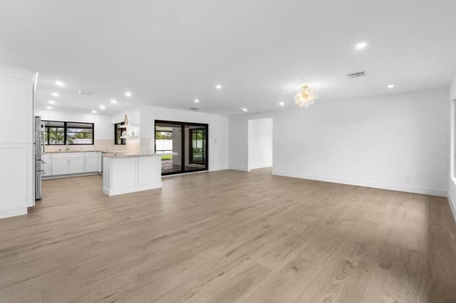 111 FAIRVIEW W, Tequesta FL 33469 - Tequesta, FL - Photo 5
