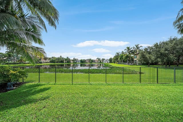 8478 HAWKS GULLY Avenue, Delray Beach FL 33446 - Delray Beach, FL - Photo 4