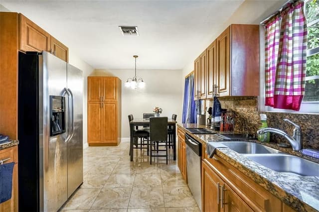 617 LAKESIDE Harbor, Boynton Beach FL 33435 - Boynton Beach, FL - Photo 5