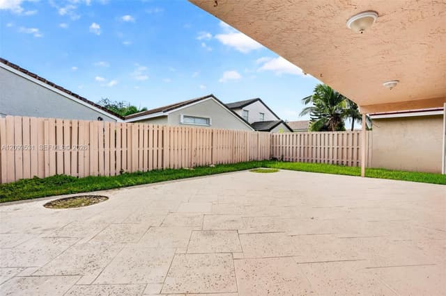 17736 SW 27th Ct, Miramar FL 33029 - Miramar, FL - Photo 4