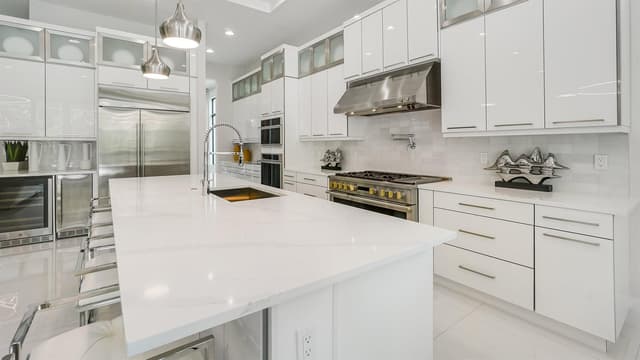 13306 Artisan Circle, Palm Beach Gardens FL 33418 - Palm Beach Gardens, FL - Photo 2