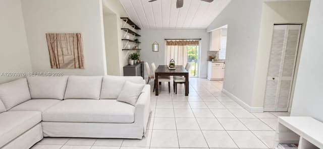 9760 SW 211th St, Cutler Bay FL 33189 - Cutler Bay, FL - Photo 5