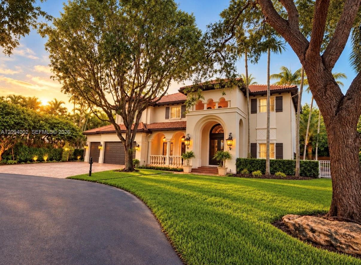 17015 SW 74th Ave, Palmetto Bay FL 33157