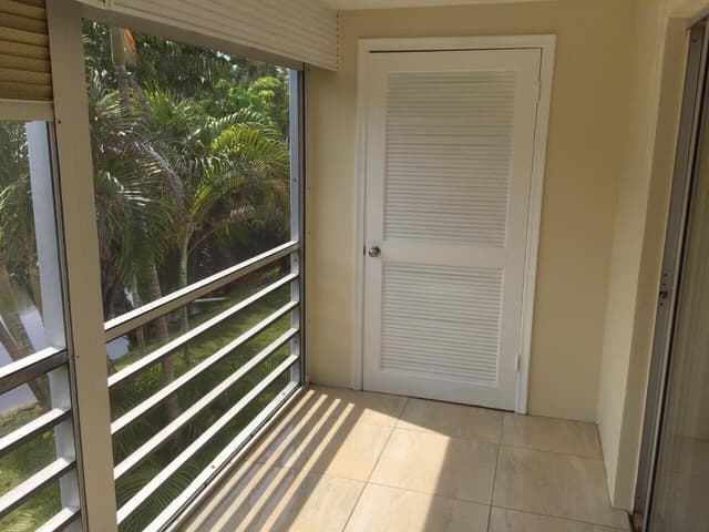2878 DONNELLY Drive # 207, Lake Worth FL 33462 - Lake Worth, FL - Photo 4