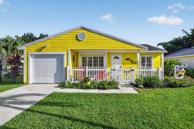 9099 Carma Drive, Boynton Beach FL 33472 - Boynton Beach, FL - Photo 2