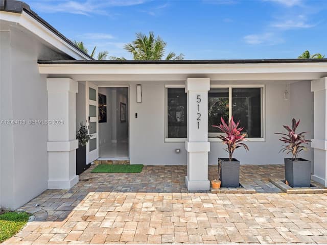 5121 NE 30th Ter, Lighthouse Point FL 33064 - Lighthouse Point, FL - Photo 2