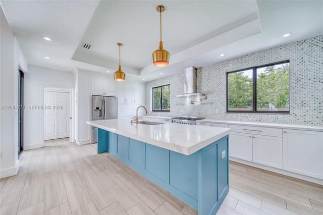 17265 SW 92nd Ct, Palmetto Bay FL 33157 - Palmetto Bay, FL - Photo 6