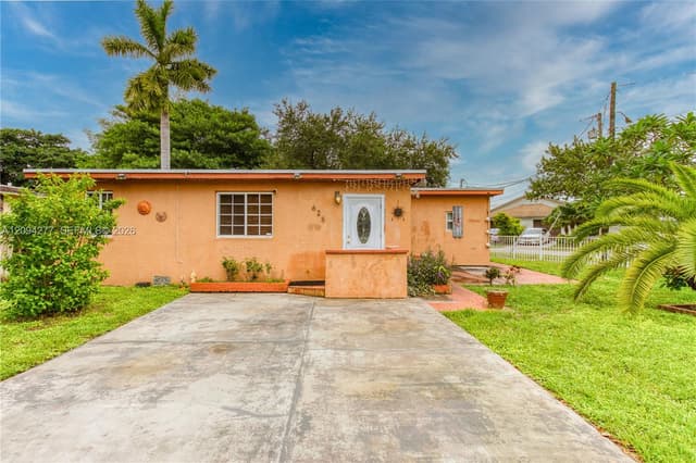 625 Columbus Pkwy, Hollywood FL 33021 - Hollywood, FL - Photo 2