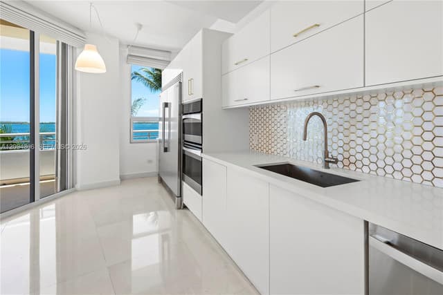 808 Brickell Key Dr # 304, Miami FL 33131 - Miami, FL - Photo 7