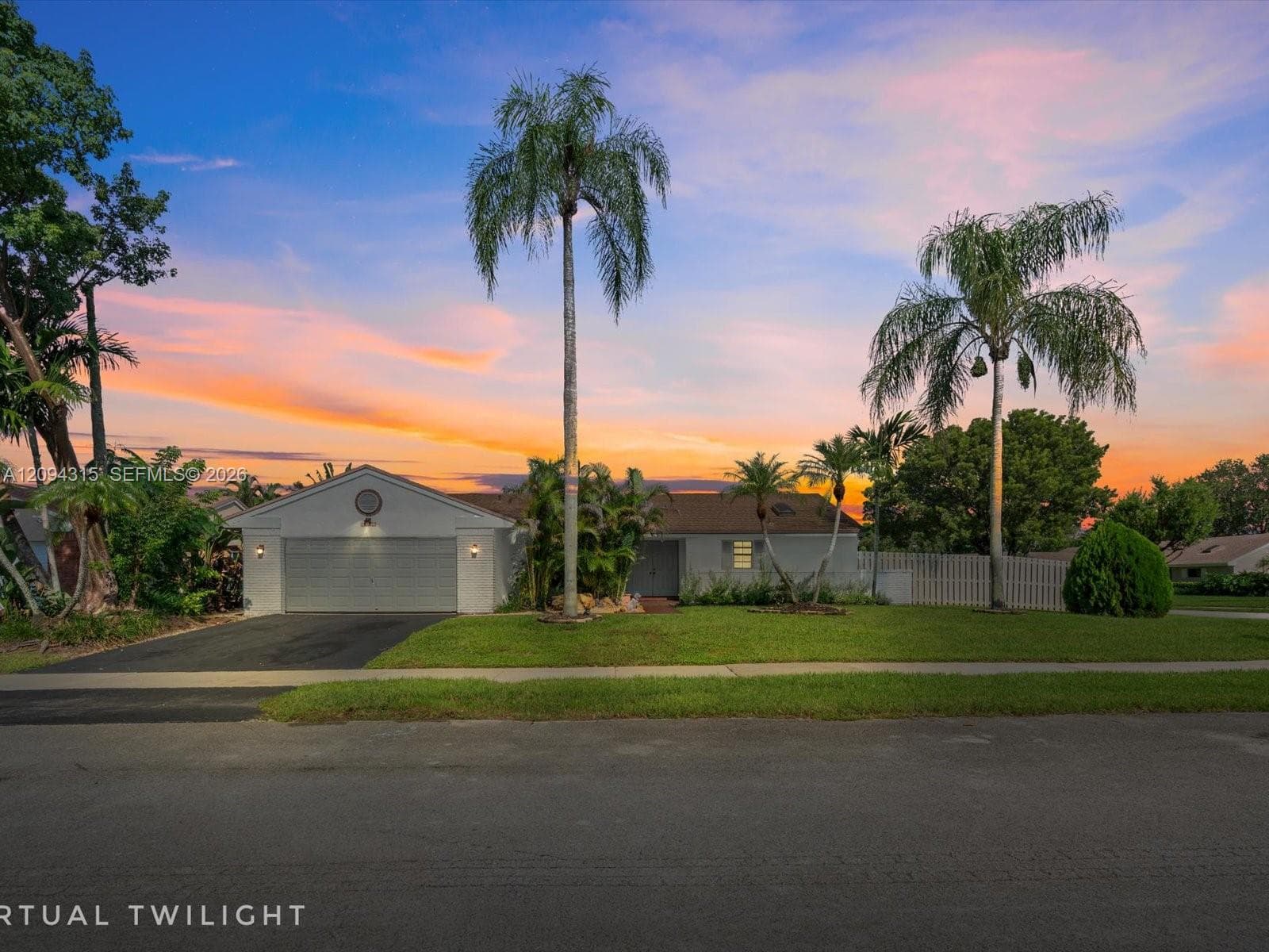 1061 Cedar Creek Way, Davie FL 33325 - Davie, FL - Photo 1