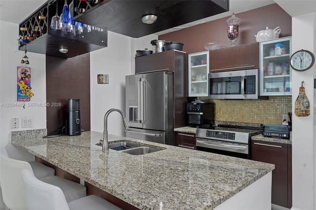 951 Brickell Ave # 605, Miami FL 33131 - Miami, FL - Photo 3