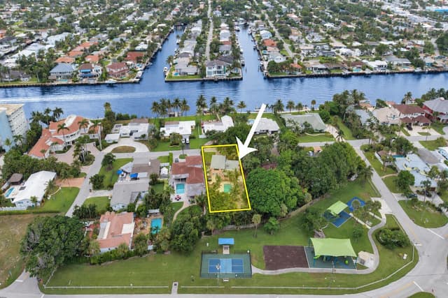 460 SE 18TH Avenue, Deerfield Beach FL 33441 - Deerfield Beach, FL - Photo 2