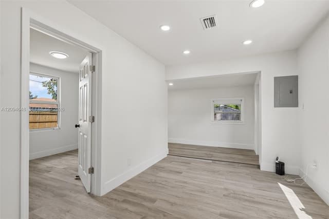 1063 NW 55th Ter, Miami FL 33127 - Miami, FL - Photo 4