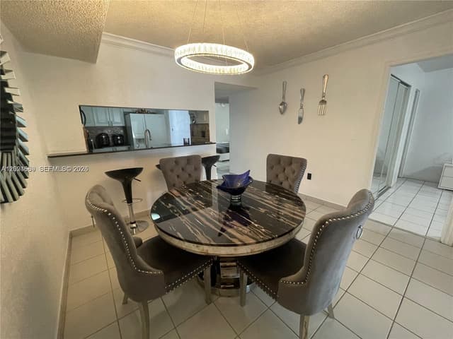 961 W 37th Ter # 30, Hialeah FL 33012 - Hialeah, FL - Photo 7