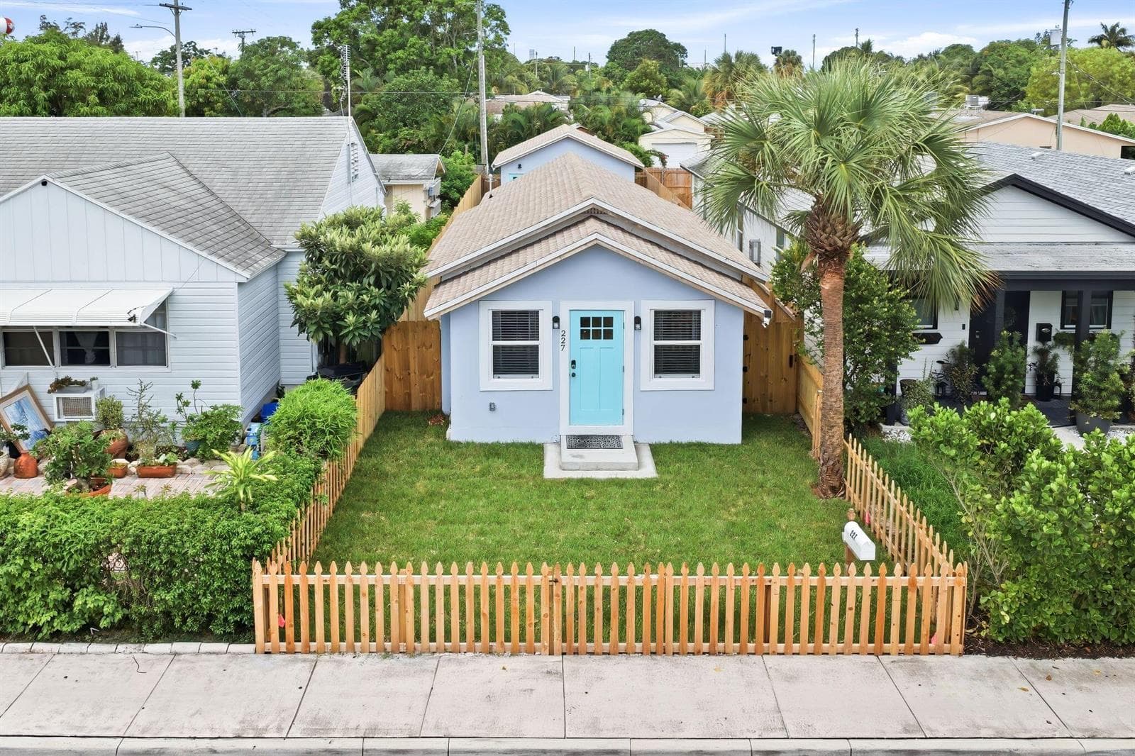 227 S E Street, FL 33460 - Photo 1