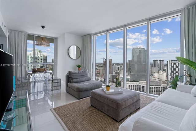 485 Brickell Ave # 3904, Miami FL 33131 - Miami, FL - Photo 3